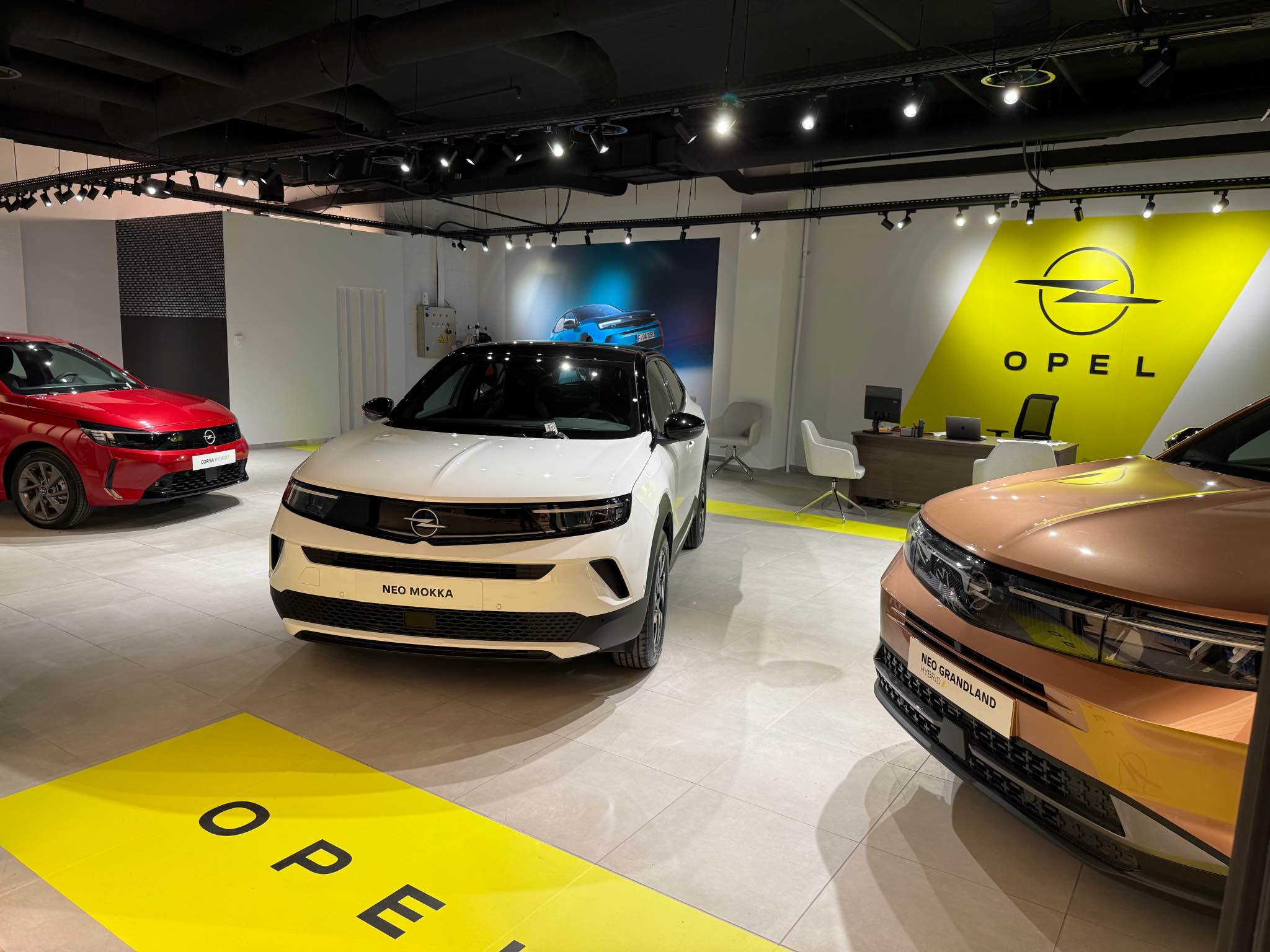 Αντιπροσωπείες αυτοκινήτων - Λάρισα - Opel Τσουμάνης