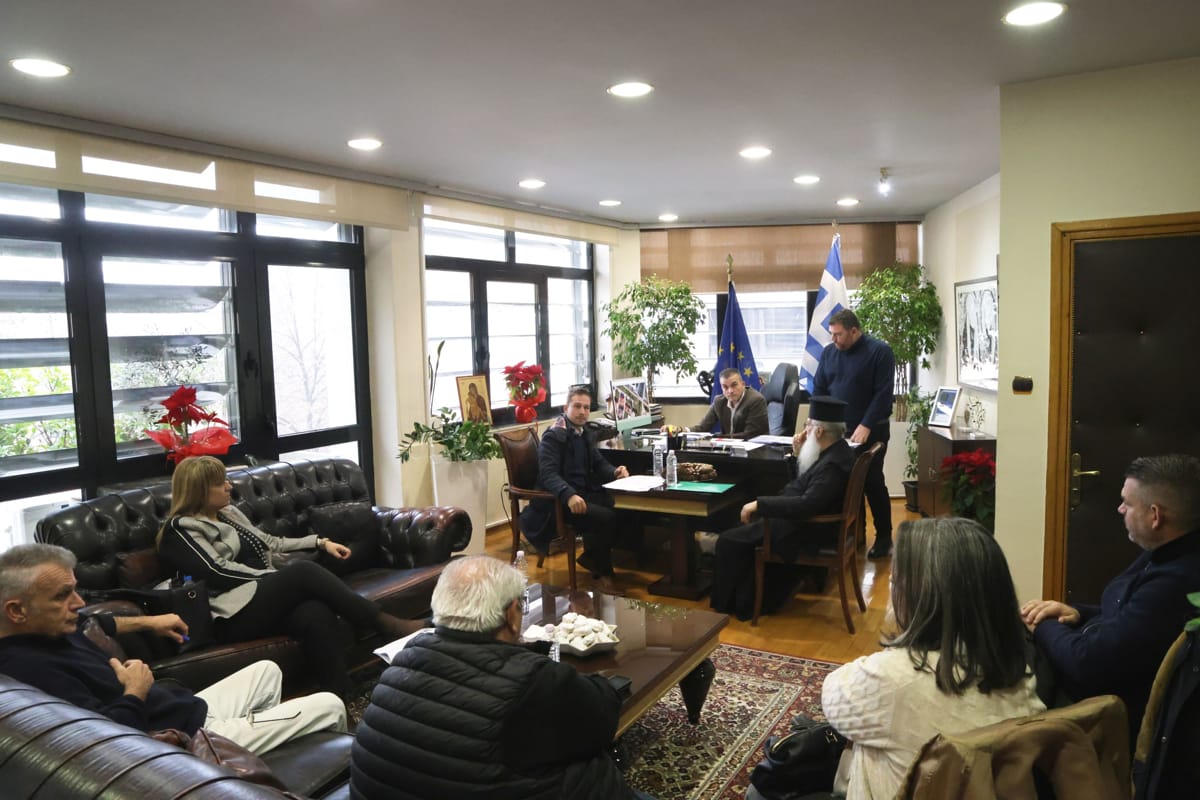 Συνάντηση Δημάρχου Λαρισαίων με κατοίκους της οδού Βόλου 