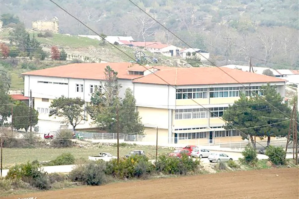 Σούπερ… γιαγιά στο Λύκειο Γόννων