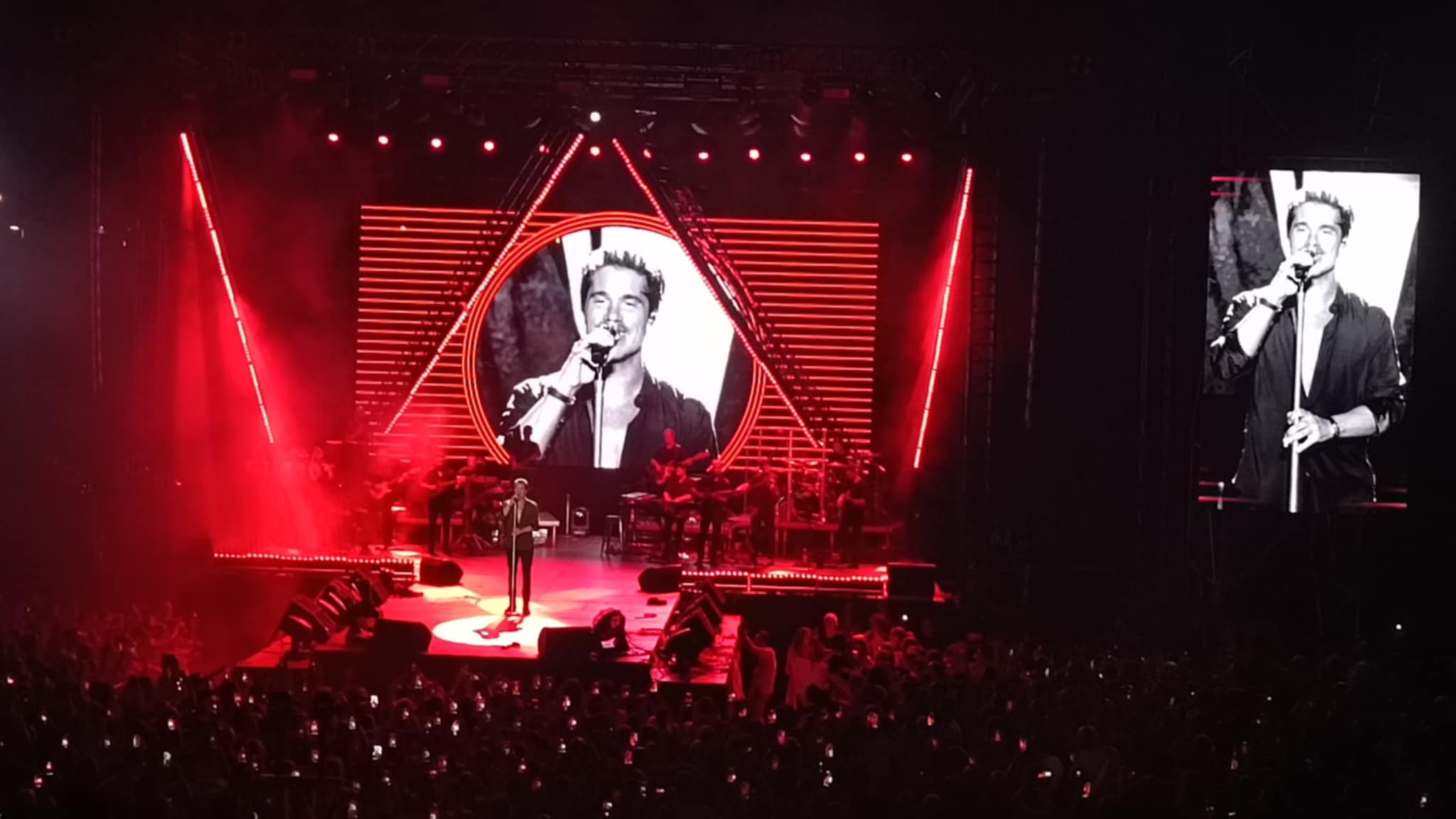 Εντυπωσίασε το κοινό της Λάρισας ο Νίκος Οικονομόπουλος