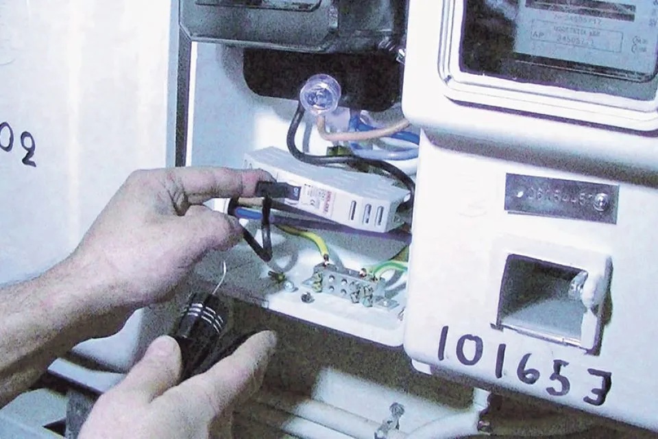 Στη φυλακή ο δήθεν «υπάλληλος» του ΔΕΔΔΗΕ