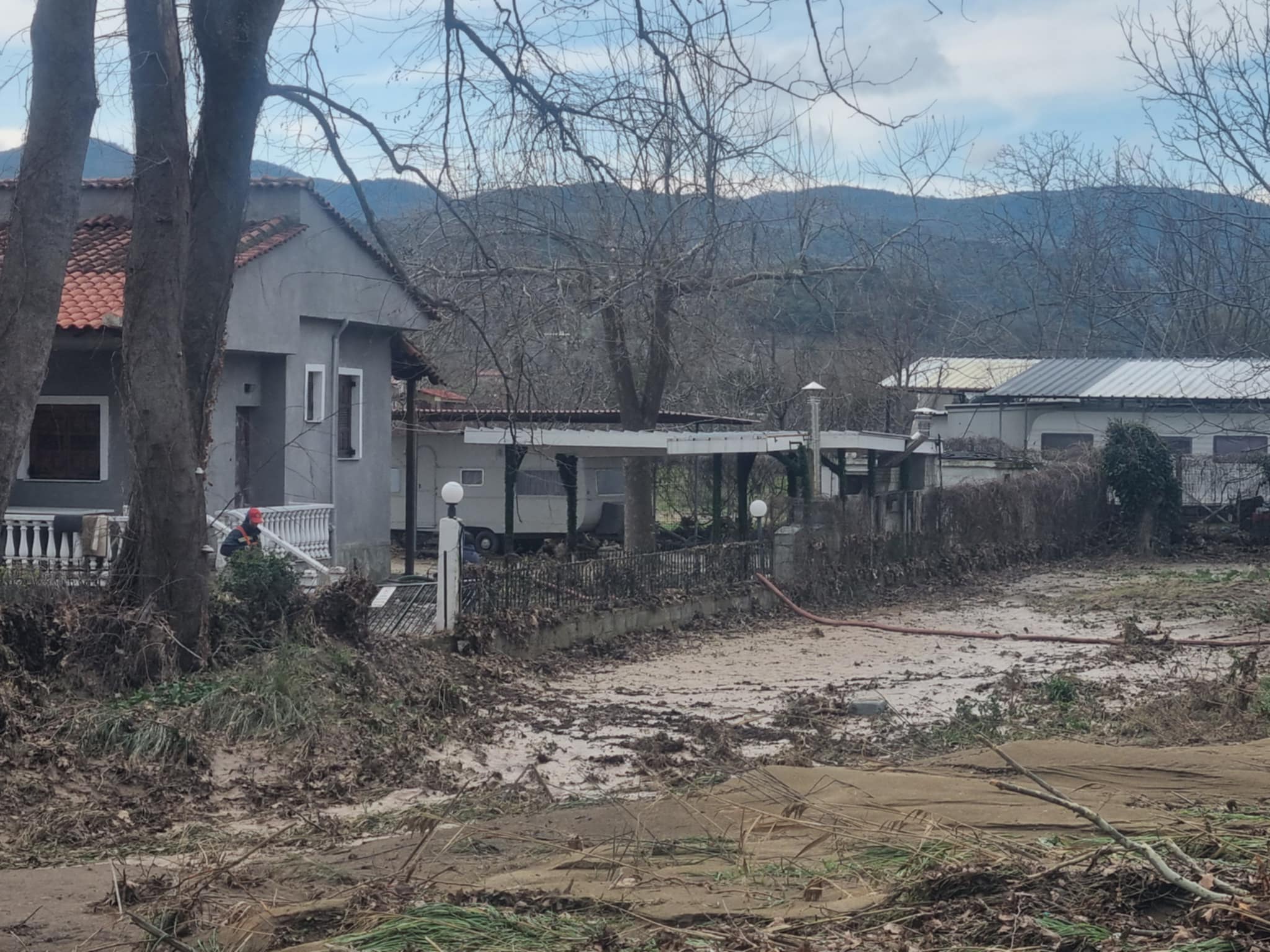 Μετρούν τις πληγές τους στον Αγιόκαμπο μετά την κακοκαιρία