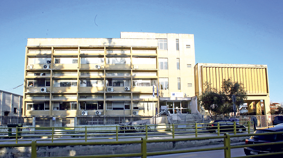 Τέλος ανοχής για τη στάθμευση φορτηγών στο Τελωνείο