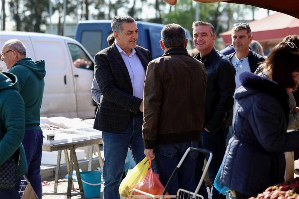 Δημήτρης Κουρέτας από τη λαϊκή αγορά της Λάρισας