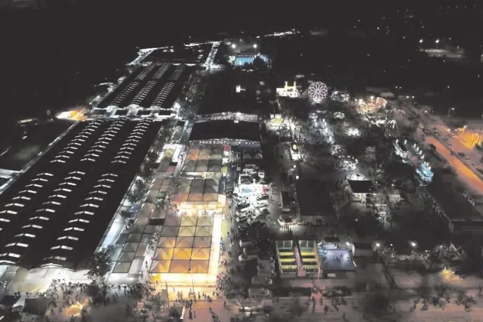 Συμπαράταξη Λαρισαίων για την Εμποροπανήγυρη 2026: Αυξημένο μίσθωμα και ερωτήματα για τους χώρους